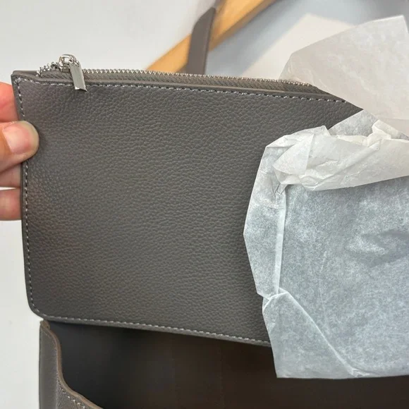 Bugatti Taupe Tote Bag - Picture 7 of 7